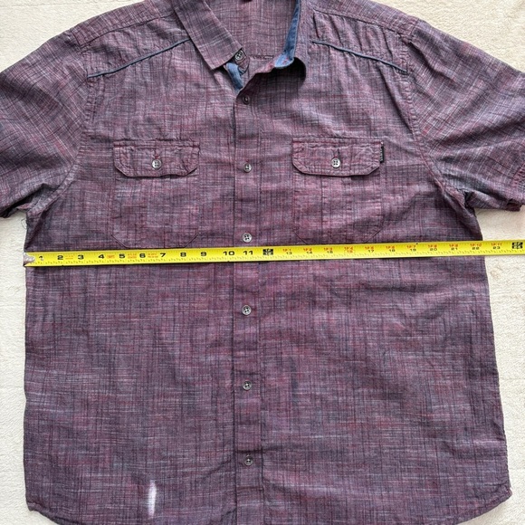 Guess Los Angeles Men's Short Sleeve Button Front Shirt Burgundy Size Large - Picture 3 of 7